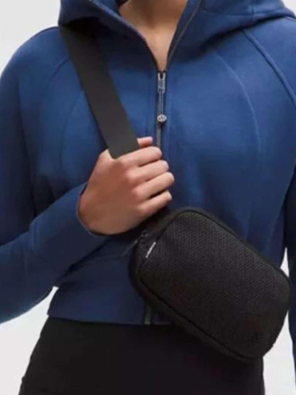 NWT Lululemon Everywhere Belt Bag In Black Knit Mesh Accessory